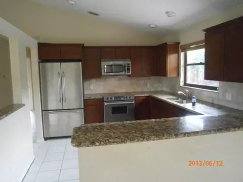 22 Shay Pl, Tequesta, FL 33469 photo 3