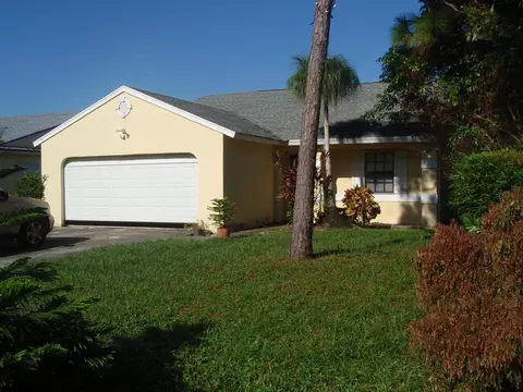 5891 SE Grafton Dr, Stuart, FL 34997 photo 1
