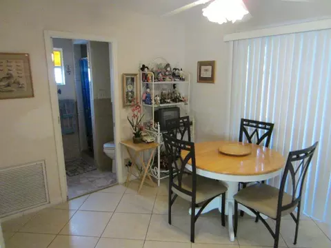 2327 SE Harrison St, Stuart, FL 34997 photo 7