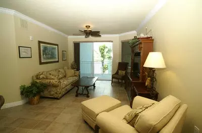 875 NW Flagler Ave UNIT 304, Stuart, FL 34994 photo 5