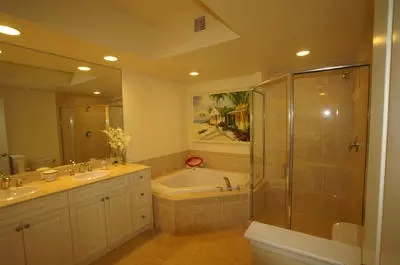 875 NW Flagler Ave UNIT 304, Stuart, FL 34994 photo 10