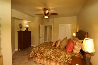 875 NW Flagler Ave UNIT 304, Stuart, FL 34994 photo 12