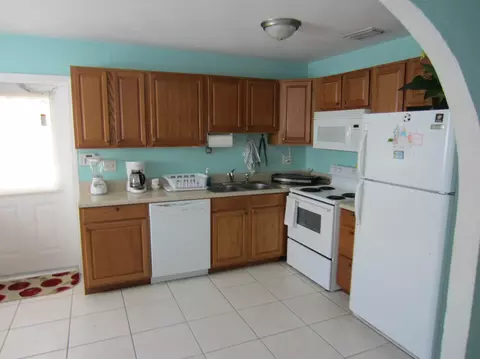 2357 SE Harrison St, Stuart, FL 34997 photo 5