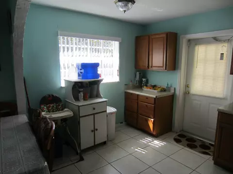 2357 SE Harrison St, Stuart, FL 34997 photo 6