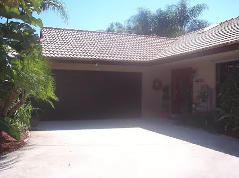 4425 Colette Dr, Jupiter, FL 33469 photo 3