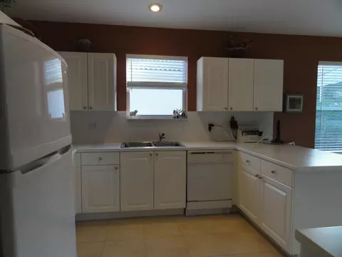 10438 Utopia Cir E, Boynton Beach, FL 33437 photo 19