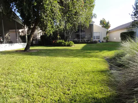 10438 Utopia Cir E, Boynton Beach, FL 33437 photo 36