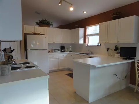 10438 Utopia Cir E, Boynton Beach, FL 33437 photo 18