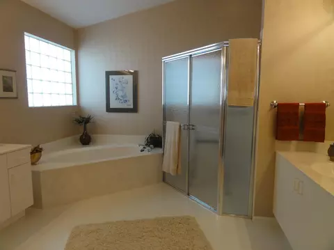 10438 Utopia Cir E, Boynton Beach, FL 33437 photo 25