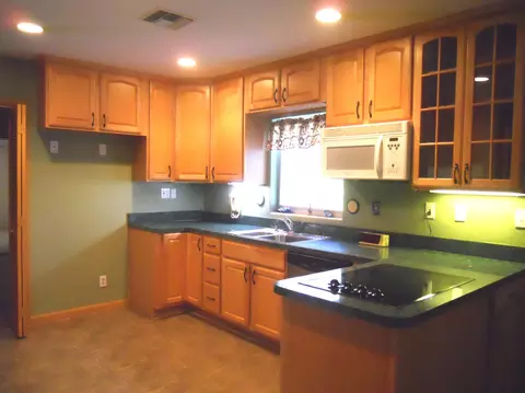 216 SE Martin Ave, Stuart, FL 34996 photo 3