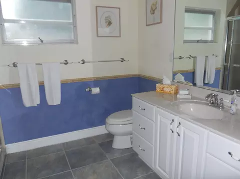 216 SE Martin Ave, Stuart, FL 34996 photo 11
