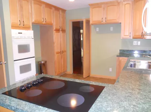 216 SE Martin Ave, Stuart, FL 34996 photo 2
