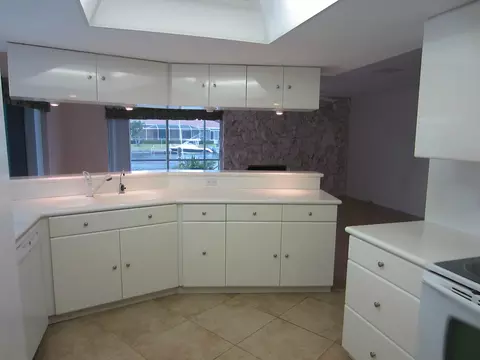 3294 SE Fairway East E, Stuart, FL 34997 photo 5
