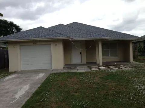 6709 1st St, Jupiter, FL 33458 photo 1