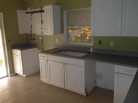 6709 1st St, Jupiter, FL 33458 photo 3