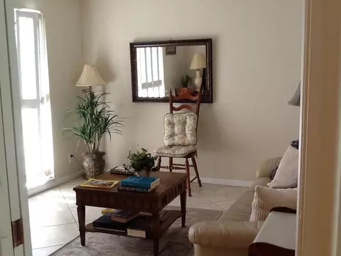 461 Forestview Dr, Atlantis, FL 33462 photo 9