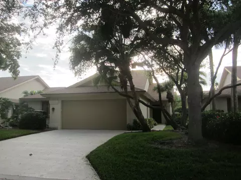 128 Sand Pine Dr, Jupiter, FL 33477 photo 2