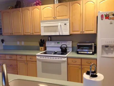 906 Elm Cir, Jupiter, FL 33458 photo 4