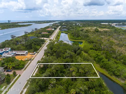 246 S Riverwalk Dr, Palm Coast, FL 32137