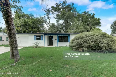 5725 Cedar Forest Dr N, Jacksonville, FL 32210