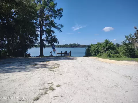 73 Ida Blvd, Interlachen, FL 32148 photo 5