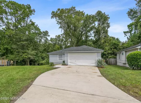 8147 Homestead Oaks Dr, Jacksonville, FL 32221