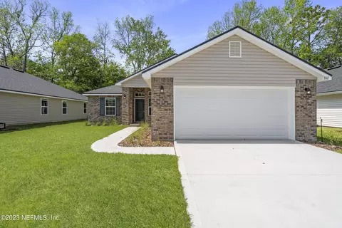 8112 Helmsley Blvd, Jacksonville, FL 32219
