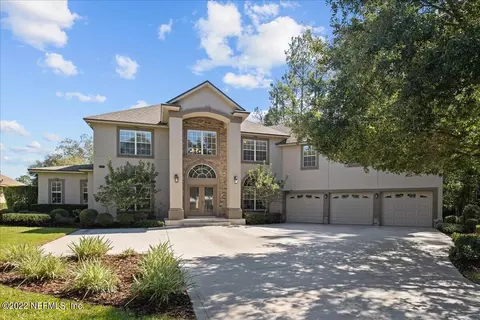 2498 Den St, Saint Augustine, FL 32092