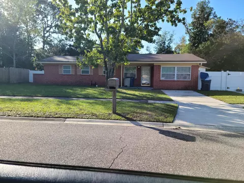 1116 Easy St, Jacksonville, FL 32218