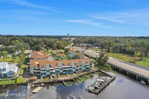 140 Governor St #140, Green Cove Springs, FL 32043