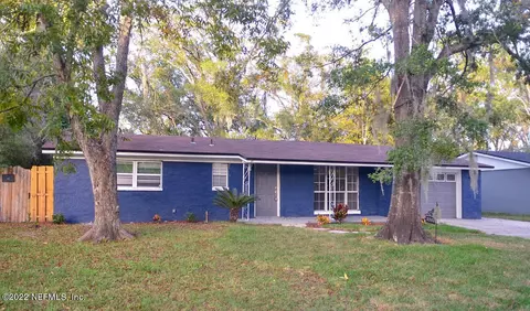 5243 Kylan Dr N, Jacksonville, FL 32209