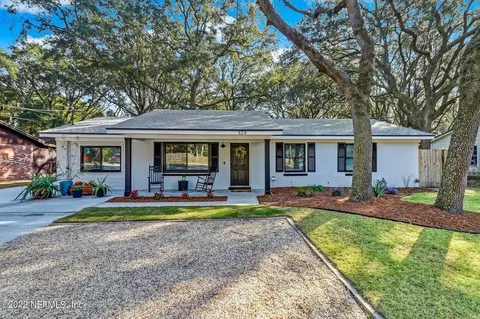 424 S 14th St, Fernandina Beach, FL 32034