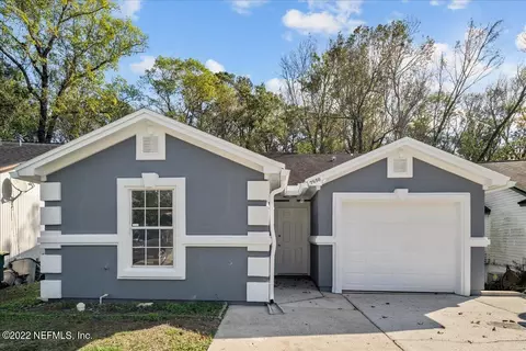 7850 Aquarius Cir S, Jacksonville, FL 32216