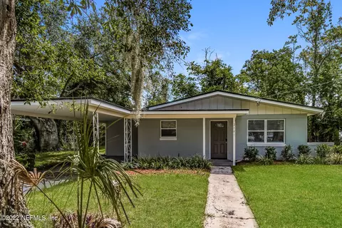 2141 Figaro Ln, Jacksonville, FL 32210
