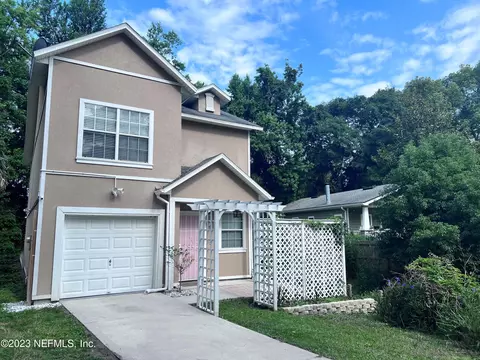 3862 Orlando Cir W, Jacksonville, FL 32207