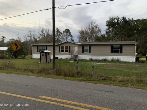 256 Paradise Shores Rd, Crescent City, FL 32112