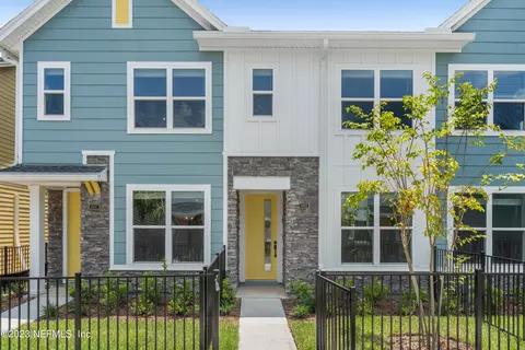 11105 Motion Ct, Jacksonville, FL 32256