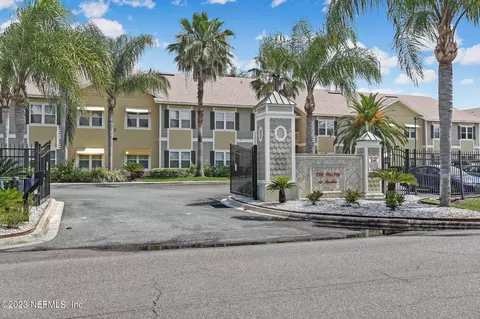 1601 Nectarine St #J2, Fernandina Beach, FL 32034