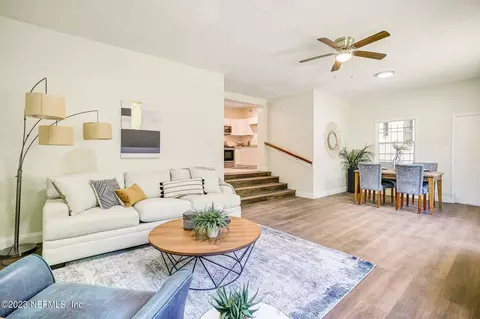 10210 Haverford Rd, Jacksonville, FL 32218