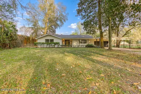 17 River Rd, Orange Park, FL 32073