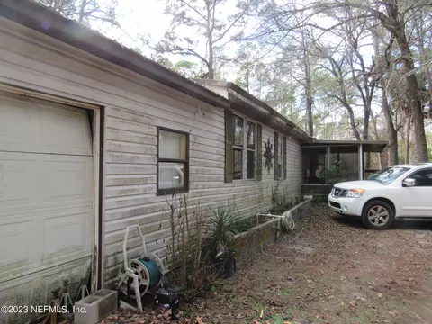 111 Hyacinth Ct, Georgetown, FL 32139