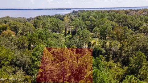 119 Saint Johns Dr, Palatka, FL 32177