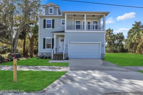 1424 Pearl St, Atlantic Beach, FL 32233