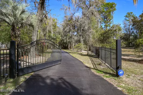 375 SE 397 Se County Rd 18a, Starke, FL 32091