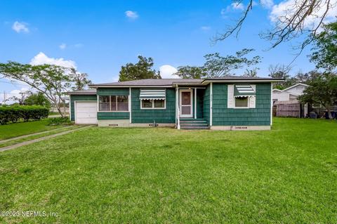 217 Bon Air Dr, Jacksonville, FL 32218