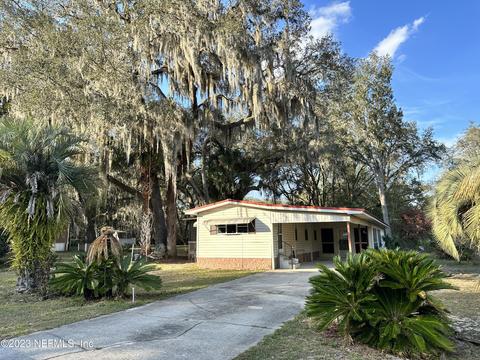 102 Lily Dr, Interlachen, FL 32148