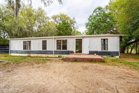 210 Vancouver Cir, Interlachen, FL 32148