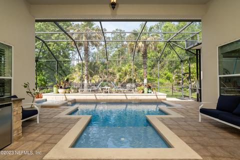 207 Holland Dr, Saint Augustine, FL 32095