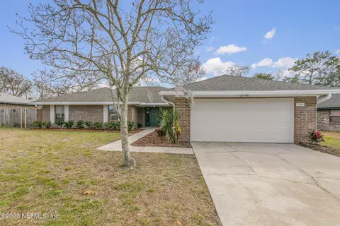2539 Sandlewood Cir, Orange Park, FL 32065