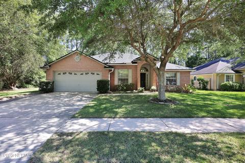 573 Misty Morning Ct, Jacksonville, FL 32218